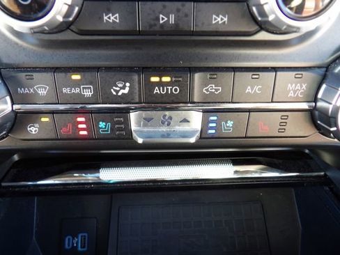 Certified 2021 Ford F150 King Ranch w/ Equipment Group 601A High image 22