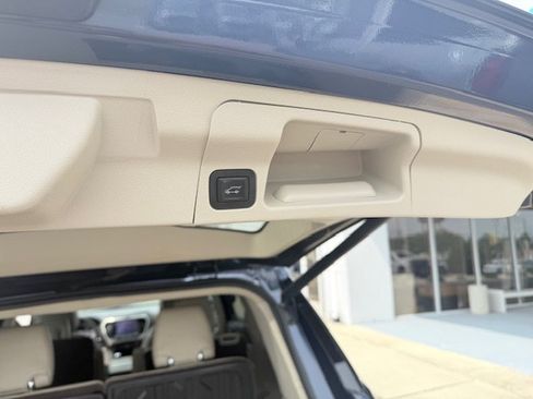 Used 2019 GMC Acadia Denali FWD image 16
