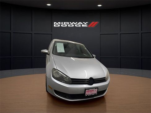 Used 2010 Volkswagen Golf 2-Door image 15