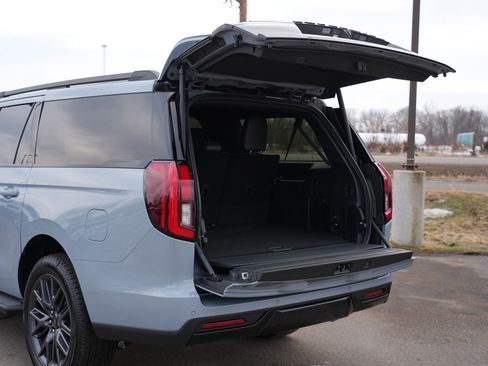 New 2026 Ford Expedition Max Platinum w/ Stealth Appearance Package image 25