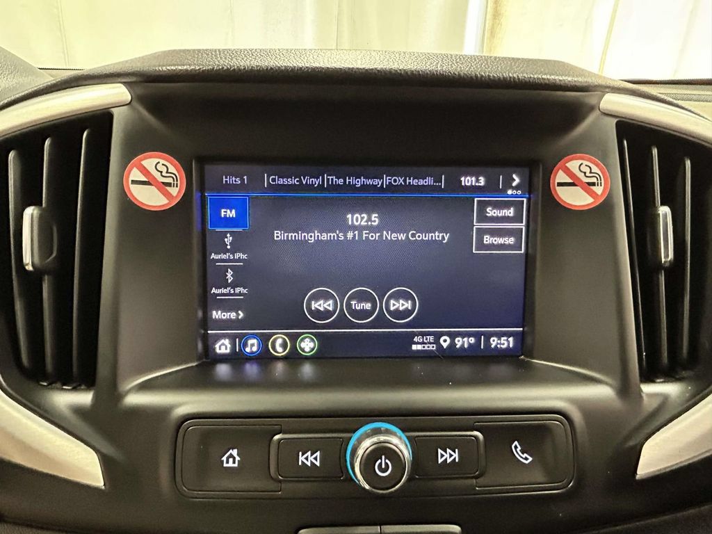 Used 2024 GMC Terrain SLE AWD/4WD image 14