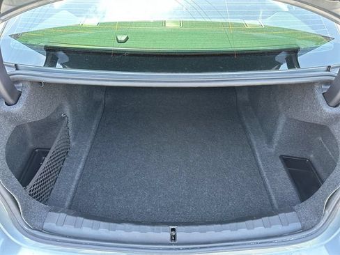 Used 2025 BMW 330i Sedan w/ Convenience Package RWD image 30