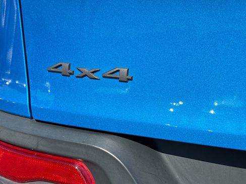 Used 2018 Jeep Cherokee Trailhawk w/ Quick Order Package 27L image 11