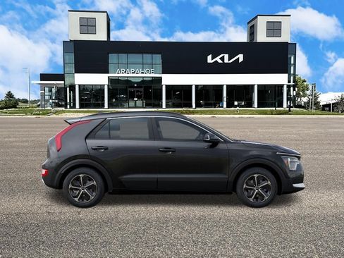 New 2026 Kia Niro EX FWD image 7