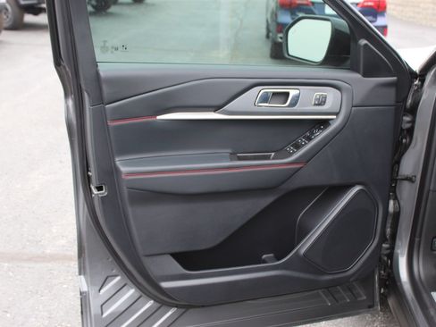 New 2026 Ford Explorer ST-Line w/ ST-Line Street Pack AWD/4WD image 23