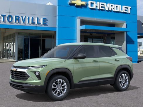 New 2026 Chevrolet TrailBlazer LS FWD image 2