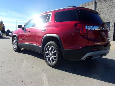 Used 2021 GMC Acadia SLT w/ Technology Package image 8