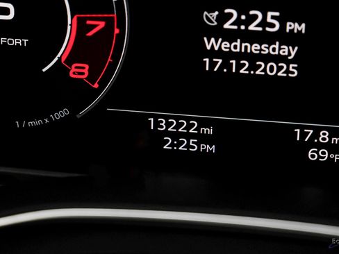 Used 2025 Audi RS 6 performance image 70