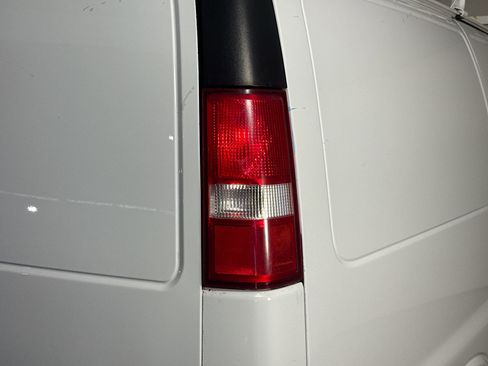 Used 2020 Chevrolet Express 2500 w/ Driver Convenience Package RWD image 30