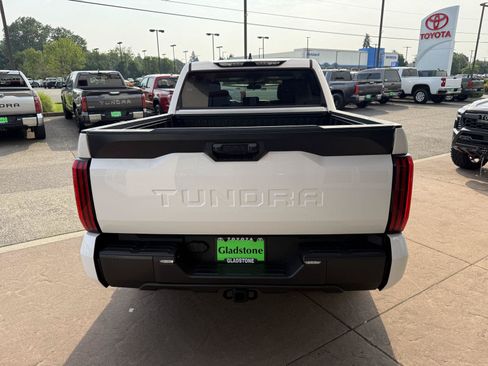Used 2023 Toyota Tundra SR5 w/ SR5 Premium Package RWD image 5