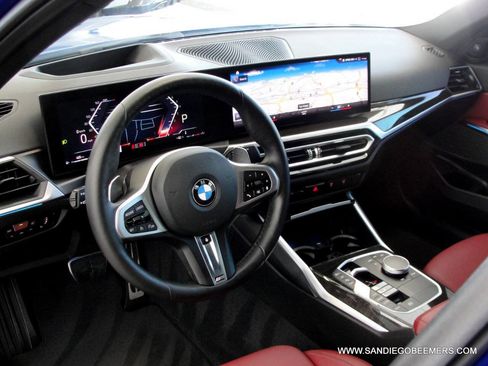 Used 2024 BMW 330i Sedan w/ M Sport Package RWD image 31
