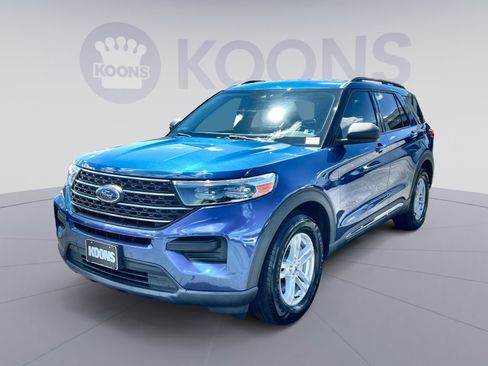 Used 2022 Ford Explorer XLT RWD image 1