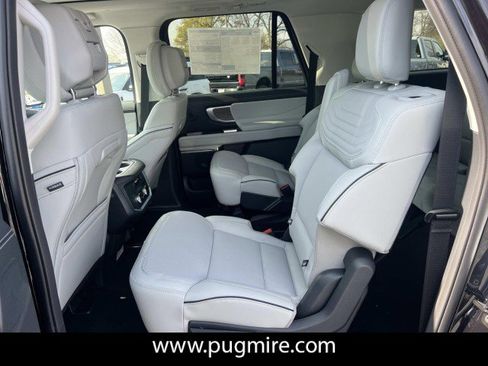 New 2026 Ford Expedition Max Platinum w/ Platinum Ultimate Package AWD/4WD image 14