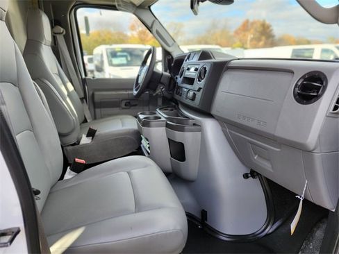New 2026 Ford E-350 and Econoline 350 Super Duty w/ Power Equipment Group image 10