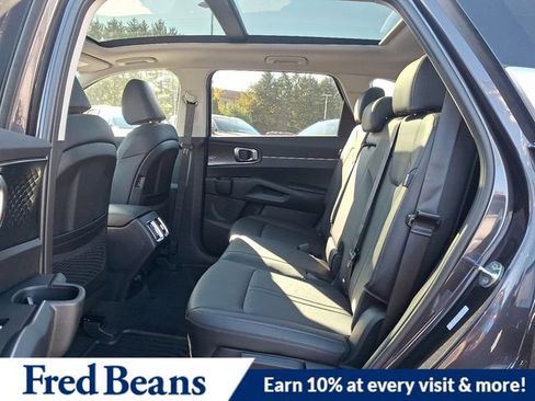 New 2026 Kia Sorento S image 6