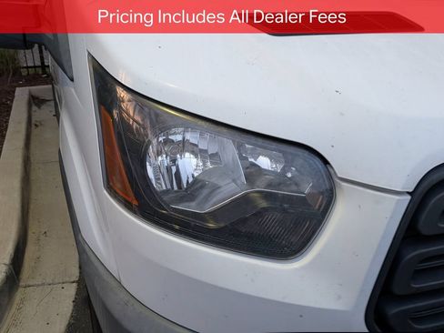 Used 2018 Ford Transit 250 148 Medium Roof RWD image 10