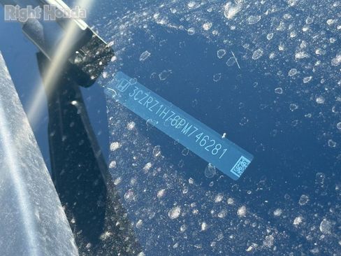 Used 2023 Honda HR-V EX-L image 14