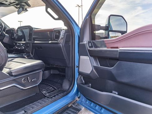 Used 2021 Ford F150 Lariat image 12