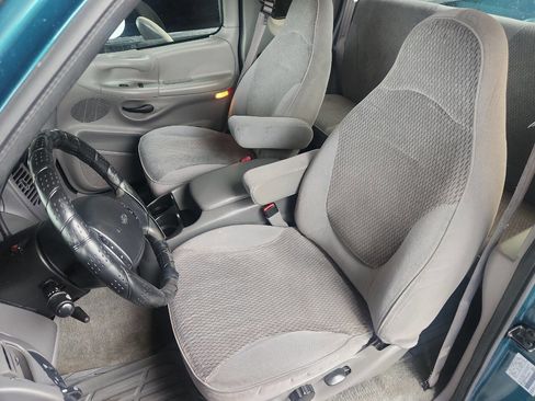 Used 1997 Ford F150 XLT image 15