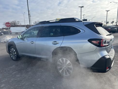 Used 2024 Subaru Outback Touring image 4