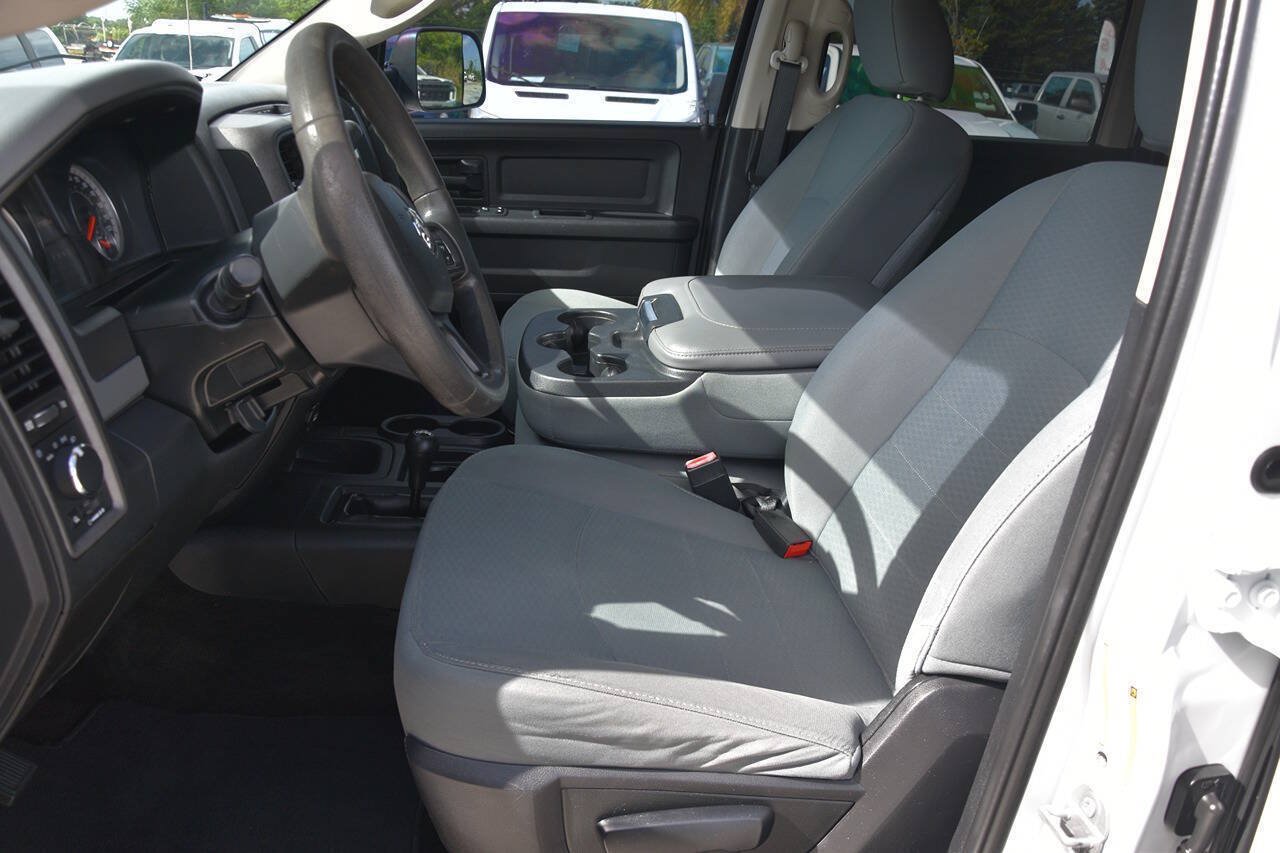 Used 2018 RAM 2500 Tradesman w/ Chrome Appearance Group AWD/4WD image 9