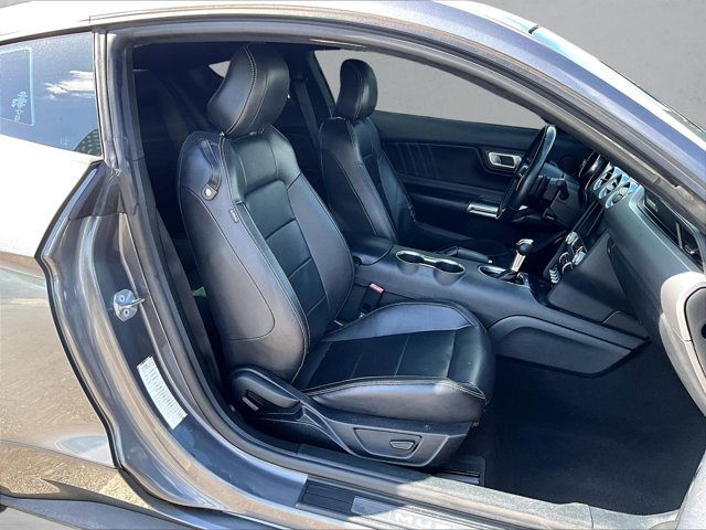 Used 2021 Ford Mustang Premium RWD image 9