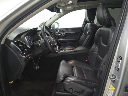 Used 2017 Volvo XC90 T6 Inscription w/ Vision Package AWD/4WD image 5