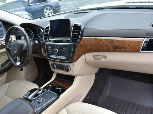 Used 2018 Mercedes-Benz GLS 450 4MATIC w/ Premium Package image 13