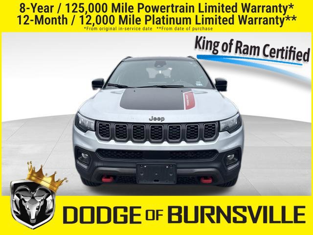 Used 2024 Jeep Compass Trailhawk AWD/4WD image 1