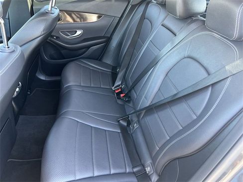 Used 2022 Mercedes-Benz GLC 300 GLC 300 image 29