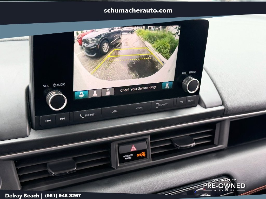 Used 2025 Honda Pilot Sport image 20