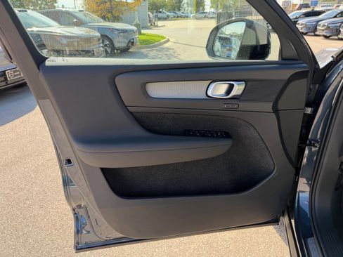 New 2026 Volvo EX40 Plus w/ Climate Package image 16