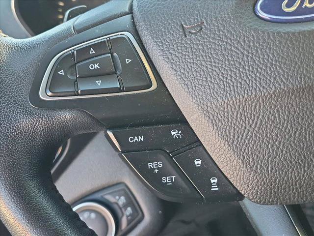 Used 2018 Ford Escape Titanium w/ Ford Safe & Smart Package AWD/4WD image 17
