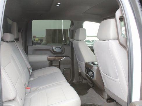 Used 2020 GMC Sierra 2500 SLE w/ SLE Value Package; image 17