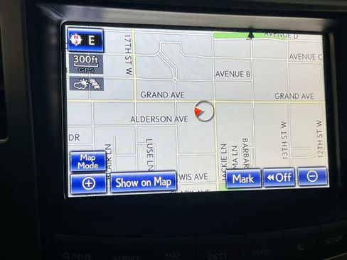 Used 2015 Lexus LX 570 image 18