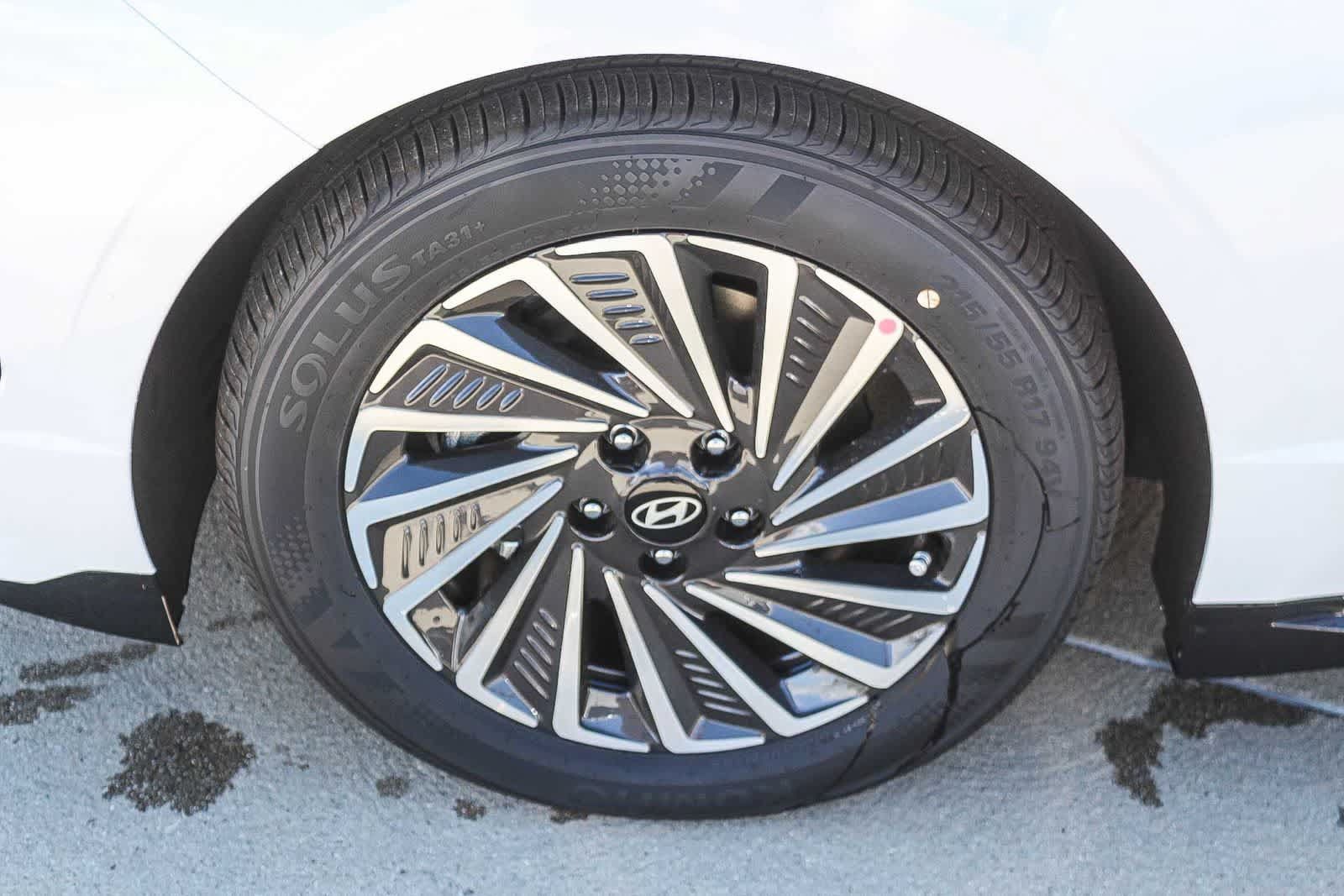 Certified 2026 Hyundai Sonata SEL FWD image 11