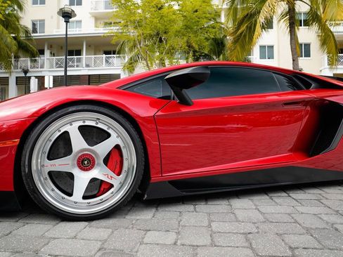 Used 2016 Lamborghini Aventador LP 750-4 Superveloce image 12