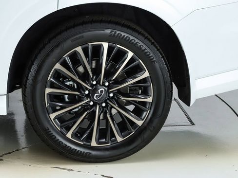 New 2026 INFINITI QX80 Autograph w/ Premium Cargo Package AWD/4WD image 6