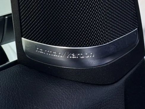 Used 2014 Mercedes-Benz ML 350 ML 350 4MATIC Sport Utility 4D w/ Premium 1 Package image 41