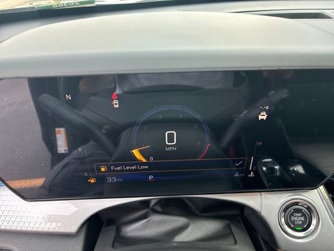New 2026 Chevrolet Trax LT w/ LT Convenience Package FWD image 14