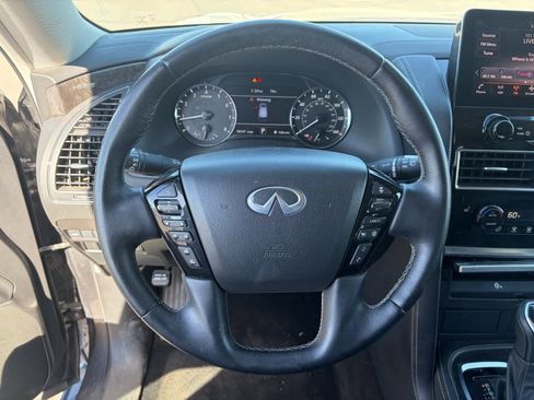 Used 2024 INFINITI QX80 Luxe image 19