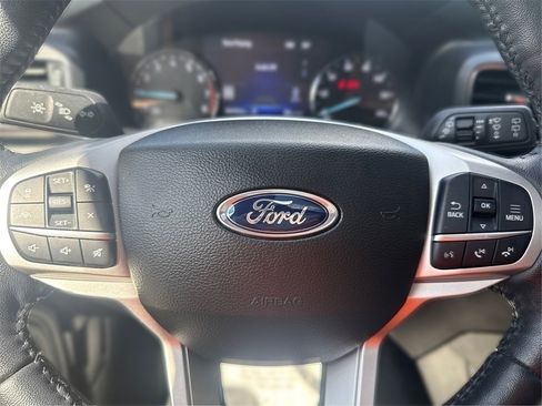 Certified 2023 Ford Explorer XLT w/ Equipment Group 202A image 20
