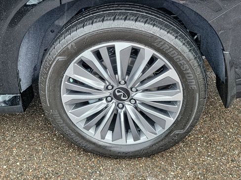 New 2026 INFINITI QX80 Luxe w/ Cargo Package RWD image 5
