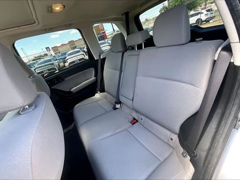 Used 2018 Subaru Forester 2.5i Premium w/ All-Weather Package AWD/4WD image 27