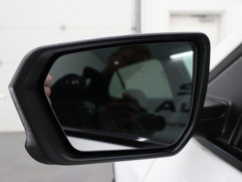Used 2024 Chevrolet Equinox RS w/ LPO, Floor Liner Package AWD/4WD image 38