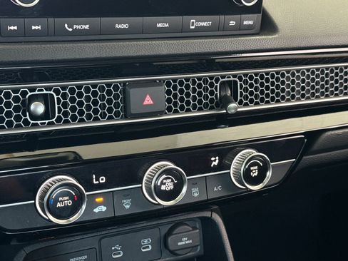 Used 2025 Honda Civic LX image 19