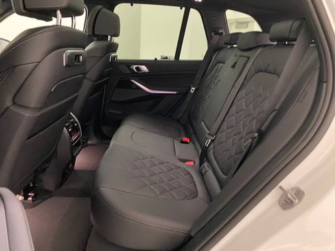 Used 2026 BMW X5 M60i image 13