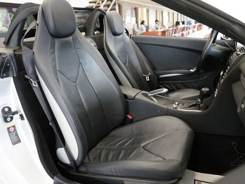 Used 2006 Mercedes-Benz SLK 280 image 37