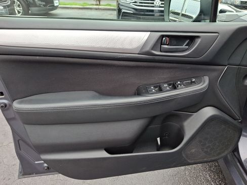 Used 2015 Subaru Legacy 2.5i AWD/4WD image 12
