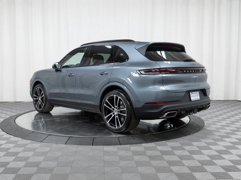 New 2026 Porsche Cayenne AWD/4WD image 3